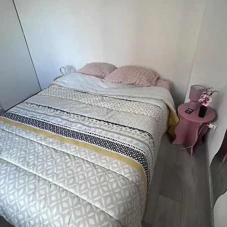 T3 Cosy Situe Au Centre-ville شقة